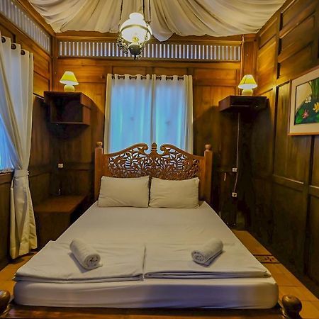 草莓之家有机农场和家庭小屋假日公园 伦邦 外观 照片