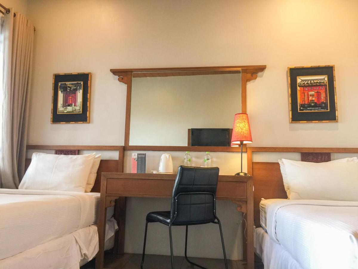 草莓之家有机农场和家庭小屋假日公园 伦邦 外观 照片