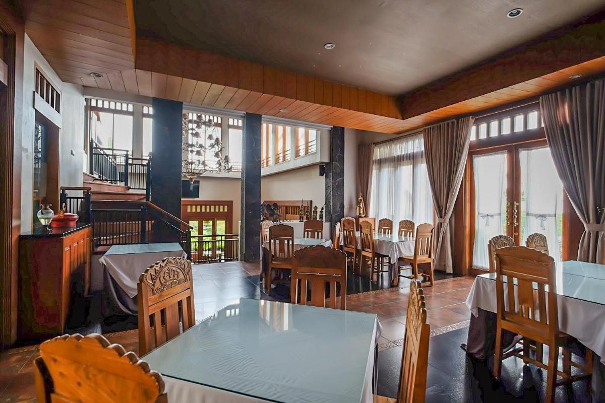 草莓之家有机农场和家庭小屋假日公园 伦邦 外观 照片