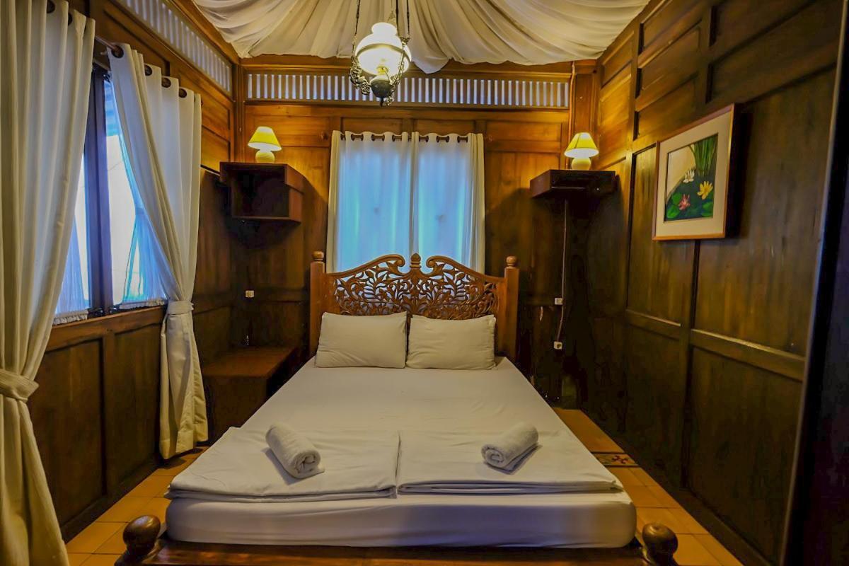 草莓之家有机农场和家庭小屋假日公园 伦邦 外观 照片